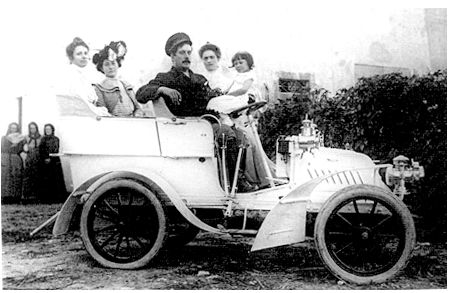 Giacomo Puccini - in automobilul său De Dion Bouton