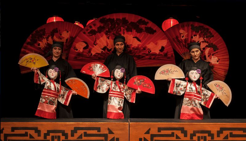 The dragon - Teatrul Ciufulici Ploiesti