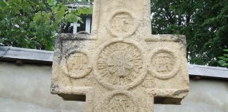 cruce de piatra florentina loredana dalian