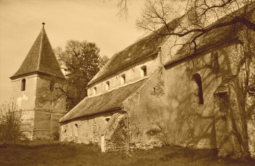 Biserica fortificata Roșia