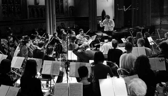 Oberon Symphony Orchestra Londra - Concert Pascal Bentoiu