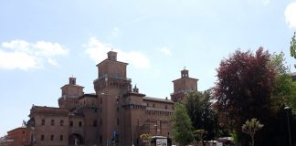 Ani Bradea Ferrara, Castello Estense