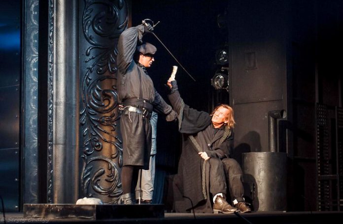 Imagine din spectacolul ”Molière”, Teatrul Lenkom