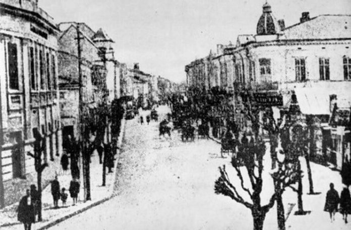 Centrul orașului Bacău. Sursa foto: PublikArtis Centrul orașului Bacău. Sursa foto: PublikArtis