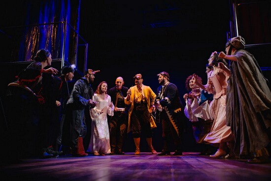”Arlecchino și pierdutele iubiri” © Teatrul Excelsior. Foto: Vlad Catană