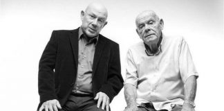 ”Cine e evreu” de Jean-Claude Grumberg – cronică de teatru de Gheorghe Miletineanu Rami Baruch și Shlomo Vishinsky în spectacolul ”Cine e evreu”, Teatrul Cameri din Tel Aviv