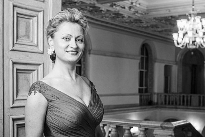 iulia isaev met