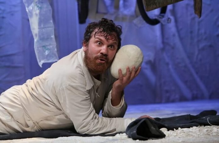 Gabriel Răuță în ”Iona” de Marin Sorescu, Teatrul Maghiar de Stat din Cluj-Napoca