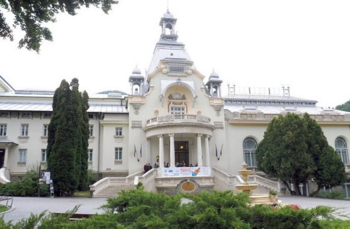 Casino Sinaia. Fotografie de Virgil Oprina, 2018