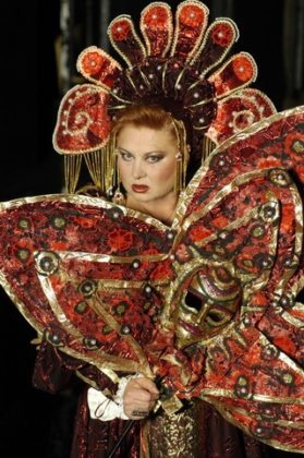 Florina Cercel &icirc;n &rdquo;Lucrezia Borgia&rdquo; de Victor Hugo, TNB, 2006