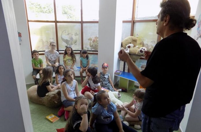 Lică Barbu și grupul artistic ”Nino Nino”