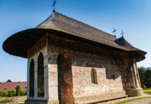 Biserica Humor. Foto: Cosmin Giurgiu, Asociaţia pentru Promovarea şi Dezvoltarea Transilvaniei