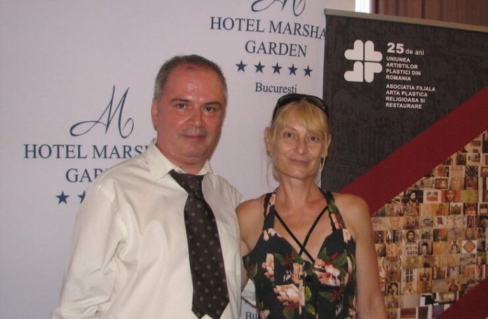 Cristina Georgescu și Claudiu Victor Gheorghiu la Gala Aniversară A Asociației Filială Artă Plastică Religioasă și Restaurare a UAP din Români, 25 de ani, 2 august 2019, Hotel Marshal Garden București. Cristina Georgescu și Claudiu Victor Gheorghiu la Gala Aniversară A Asociației Filială Artă Plastică Religioasă și Restaurare a UAP din Români, 25 de ani, 2 august 2019, Hotel Marshal Garden București.