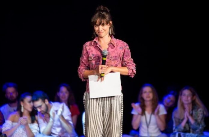 Roxana Fânață, Marele Premiu la Gala HOP 2019. Credit foto Andrei Gîndac Roxana Fânață, Marele Premiu la Gala HOP 2019. Credit foto Andrei Gîndac