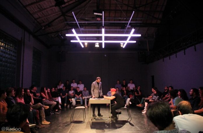 ”Monster”, spectacolul câștigător TEEN-FEST 2019: Foto: © Radu Strîmbeanu. Sursa: Teatrul Excelsior