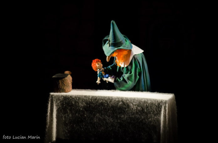”Tom Degețel”, fotografie de Lucian Marin. Sursa: Teatrul ”Gulliver” Galați