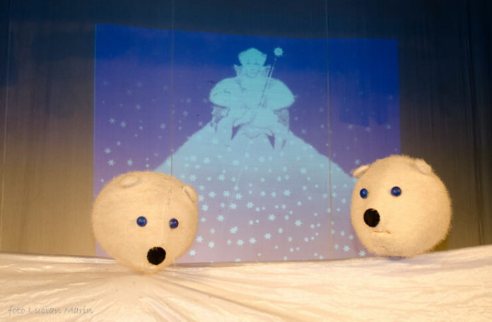 ”Crăiasa zăpezilor”, Teatrul ”Gulliver” din Galați. Fotografie de Lucian Marin ”Crăiasa zăpezilor”, Teatrul ”Gulliver” din Galați. Fotografie de Lucian Marin