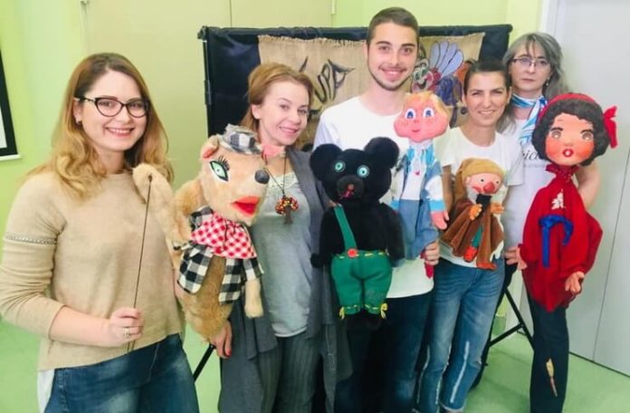 Teatrul de papusi Licurici al BMB 3