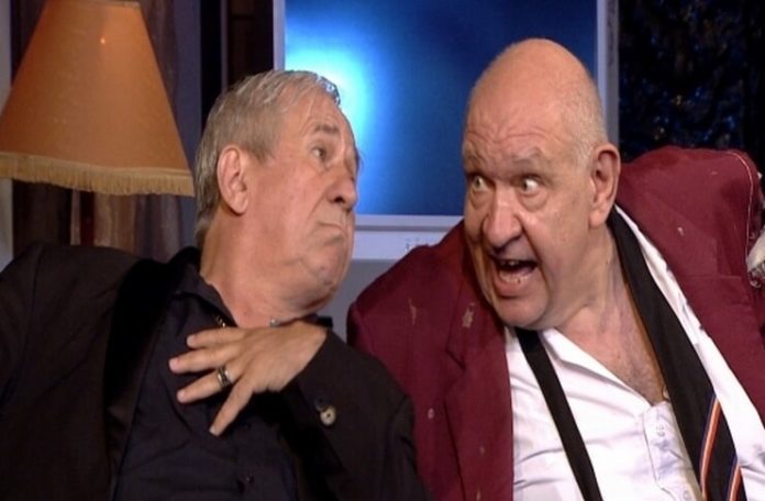 George Mihăiță și Valentin Teodosiu în „Poker” de Adrian Lustig. Sursa foto: TVR