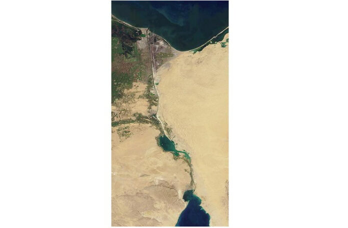 Canalul Suez, vedere de pe orbită. Sursa: NASA Canalul Suez, vedere de pe orbită. Sursa: NASA