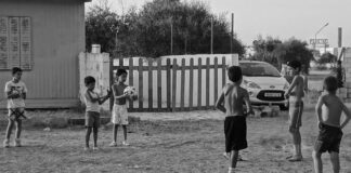 Stress & the Cities – Vise, valuri, vorbe: „Hai să ne mutăm la Brăila” de Florika Waltère florika waltere jocuri copii