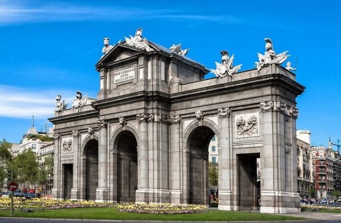 Madrid, Puerta de Alcalá