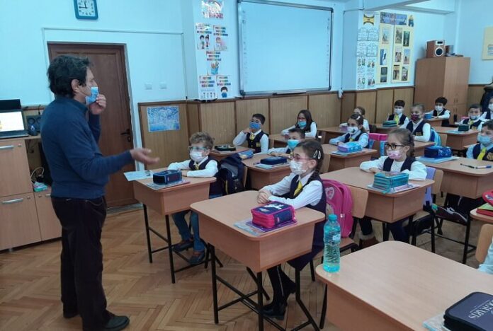 Lică Barbu la Şcoala Gimnazială ,,Fănuş Neagu” din Brăila