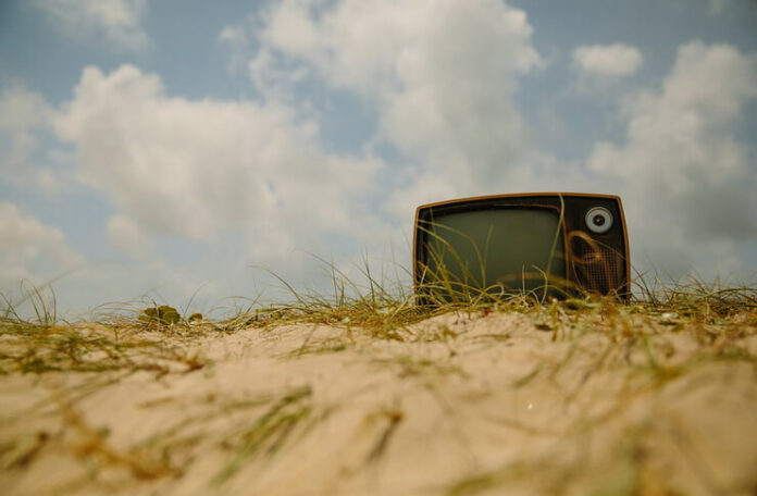 televiziune