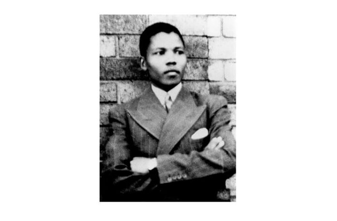 Nelson Mandela, fotografie cca. 1937 Nelson Mandela, fotografie cca. 1937