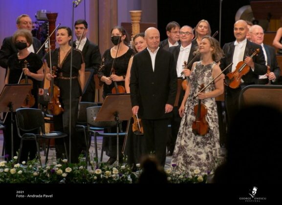 Hilary Hahn și Paavo J&auml;rvi