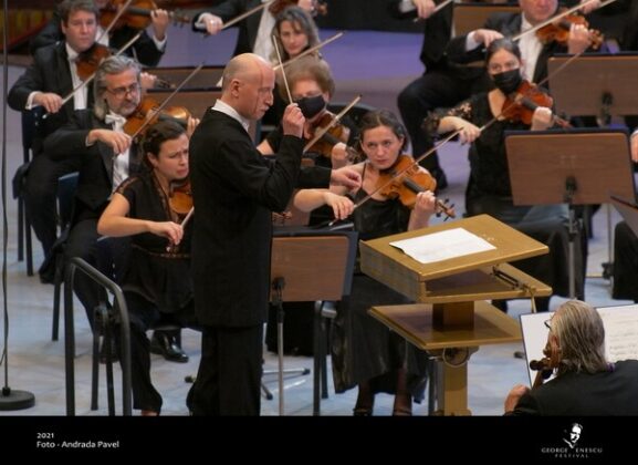 Paavo J&auml;rvi. Fotografii &copy; Andrada Pavel, Festivalul &bdquo;Enescu&rdquo;