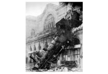 Tren deraiat în Gara Montparnasse tren deraiat în Montparnasse 1895