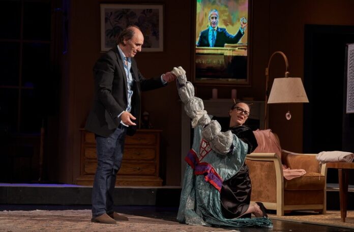 Foto: Karoly Suveg. Sursa: Teatrul de Nord Foto: Karoly Suveg. Sursa: Teatrul de Nord