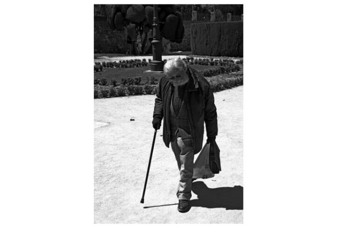 „Filosoful cu chiparoși”, fotografie de Pompiliu Alexandru