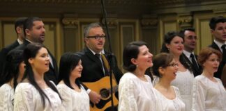 Știri: „Preludiu” interbelic – concert de muzică interbelică și muzică de film la Teatrul „Constantin Tănase” din București (27 martie 2022) Corul Preludiu. Foto: Virgil Oprina
