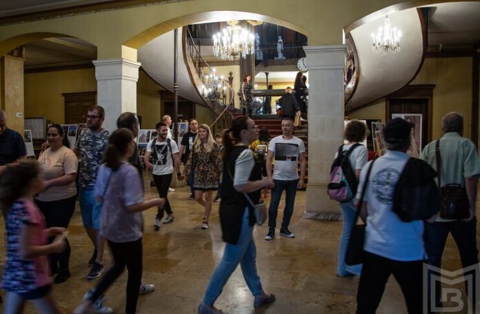 Noaptea Muzeelor la Palatul Sutu. Sursa foto: MMB