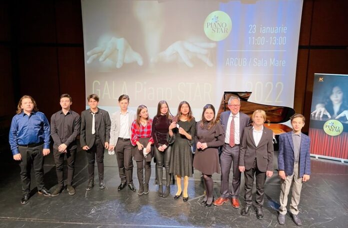 Bursierii Piano STAR și William Fong