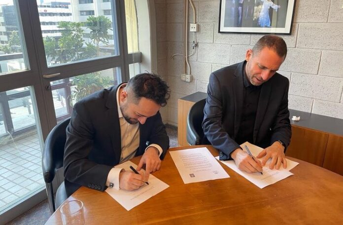 Daniel Jinga și Zach Granit, Tel Aviv, 9 nov. 2022. Sursa foto: ONB