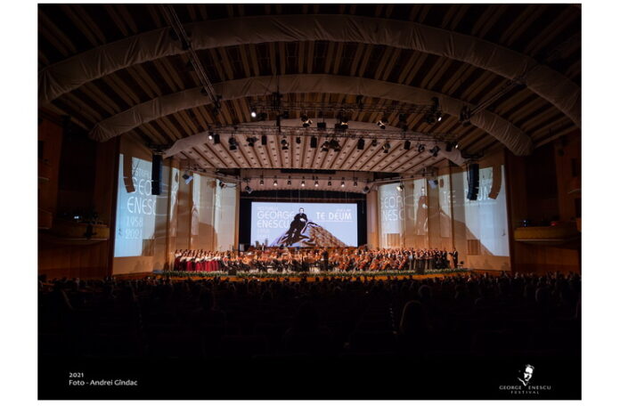 Imagine din opera „Te Deum”, din timpul Festivalului „Enescu” 2021. Foto: Andrei Gîndac Imagine din opera „Te Deum”, din timpul Festivalului „Enescu” 2021. Foto: Andrei Gîndac