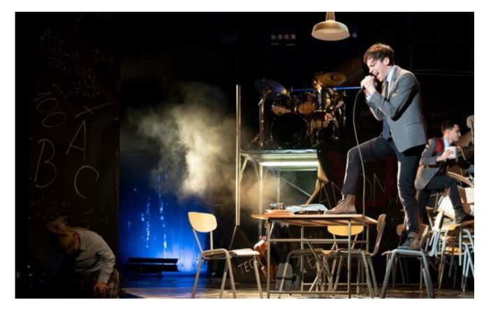 punk-rock-teatrul-excelsior-