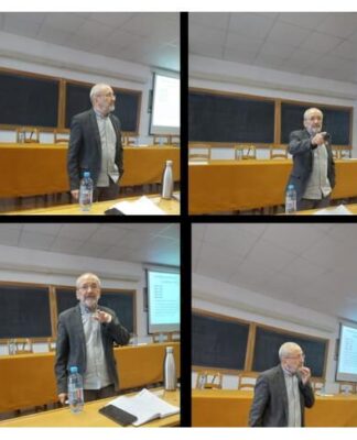 „Educația media tratează în mod critic informația, pentru a evita dezinformarea sau manipularea” Mircea Toma în dialog cu profesorii brăileni. Foto: Ana Maria Zlăvog