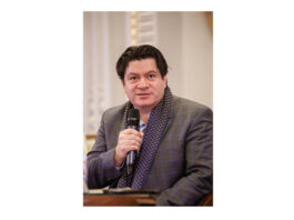 Cristian Măcelaru. Sursa foto: ARTEXIM