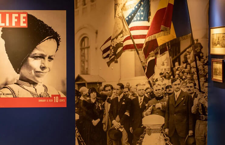 Știri: Expoziția „SUA – România. Istorie, diplomație și drumul spre democrație”( Muzeul Național al României, iulie–septembrie 2026) Expozitia-„SUA-–-Romania.-Istorie-diplomatie-si-drumul-spre-democratie-–-detaliu-18-expozitie-1024x660 (1)