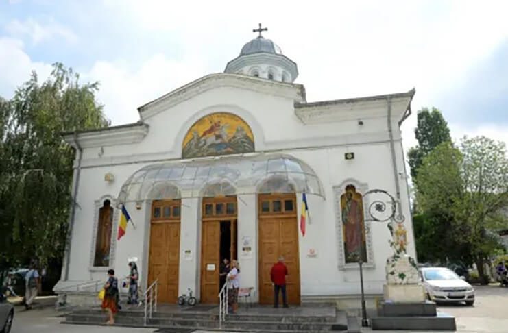 Mahalaua Pantelimonului și Biserica Sfântul Gheorghe Nou – „Capra” – articol de Pușa Roth biserica Capra (1)