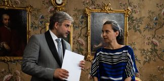 Știri: Corul Național de Cameră „Madrigal – Marin Constantin” și Muzeul Național Brukenthal lansează un parteneriat strategic care propune un nou model de colaborare între instituțiile publice de cultură din România Emil Pantelimon - Raluca Teodorescu 1 (1)