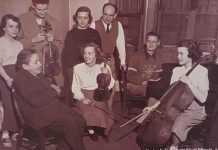 George Enescu înconjurat de discipoli ai săi la University of Illinois