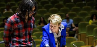Știri: Marin Alsop, discipolă a lui Leonard Bernstein, dirijează pentru prima dată în România, astăzi, 27 august 2026, la Concursul „Enescu” Marin Alsop la masterclassul de dirijat, Concursul „Enescu 2026”. Foto: Cristina Tănase