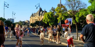 Știri: Motociclete istorice, artă, sport și experiențe urbane, în acest weekend, la „Străzi Deschise – București” (5–6 septembrie 2026)