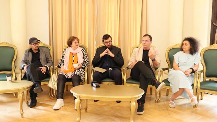 Horia Suru, Virginia Rogin, Andrei Merchea, Adrian Damian și Luiza Enescu Horia Suru, Virginia Rogin, Andrei Merchea, Adrian Damian și Luiza Enescu 2026-09-14 (1)