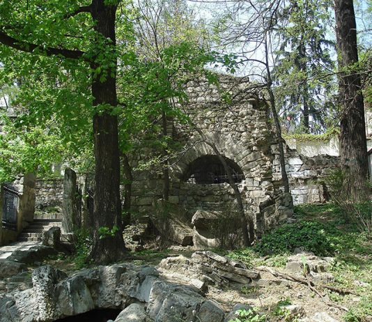 Cișmigiu, „La Cetate”